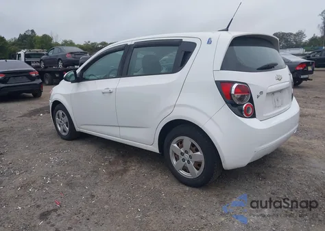 2014 Chevrolet Sonic Ls Auto z USA, uszkodzony, nr VIN 1G1JA6SH7E4139154